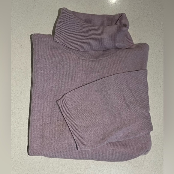 Saks Fifth Avenue Woman’s Cashmere Turtleneck Sweater Size XL - Picture 1 of 2